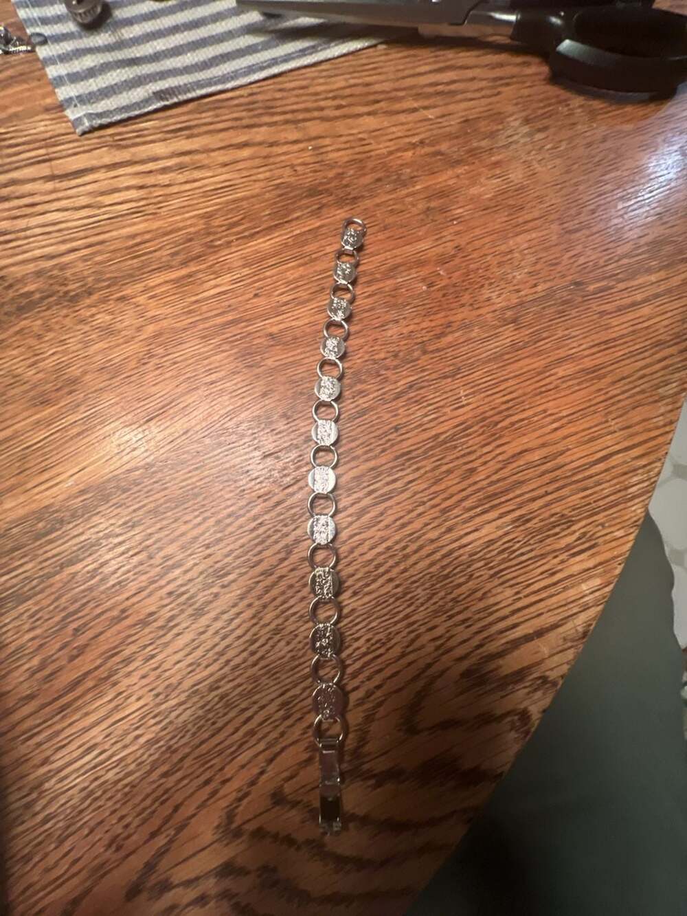 Vintage Sarah Coventry 'Young and Gay' Silvertone Link Bracelet